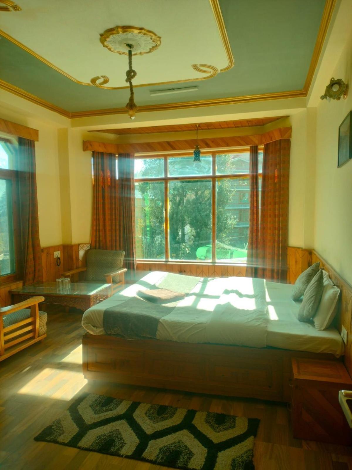 Govind Royal Stay Manali  Ngoại thất bức ảnh